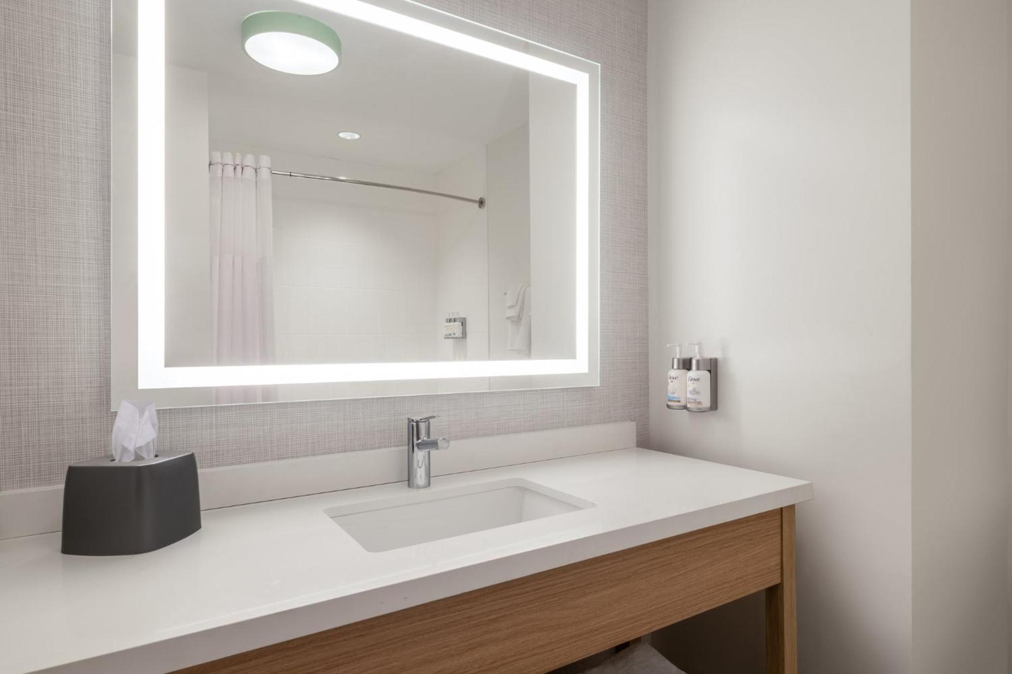 Garner Hotel Londonderry - Manchester By Ihg Екстериор снимка