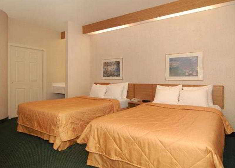 Garner Hotel Londonderry - Manchester By Ihg Стая снимка